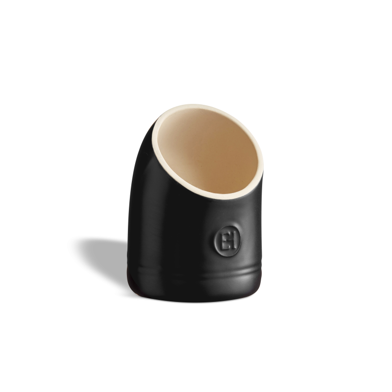 Солонка 550 мл. d=110 мм. h=155 мм. черная Emile Henry /1/2/