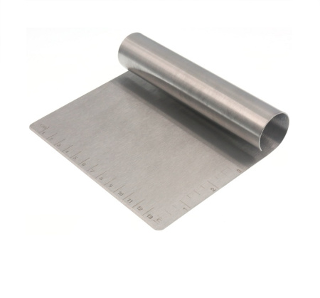 Скребок (разделитель для теста) h=12 см. раб.часть 15*8 см. нерж. со шкалой MGsteel  /1/12/72/ Скребок (разделитель для теста) h=12 см. раб.часть 15*8 см. нерж. со шкалой MGsteel  /1/12/72/