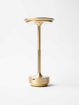 Лампа настольная d=13 см. h=27,5 см. 3 цвета, сенсорная регулировка яркости, алюм., золотая LED HIGH-TECH MGline /1/20/ Лампа настольная d=13 см. h=27,5 см. 3 цвета, сенсорная регулировка яркости, алюм., золотая LED HIGH-TECH MGline /1/20/